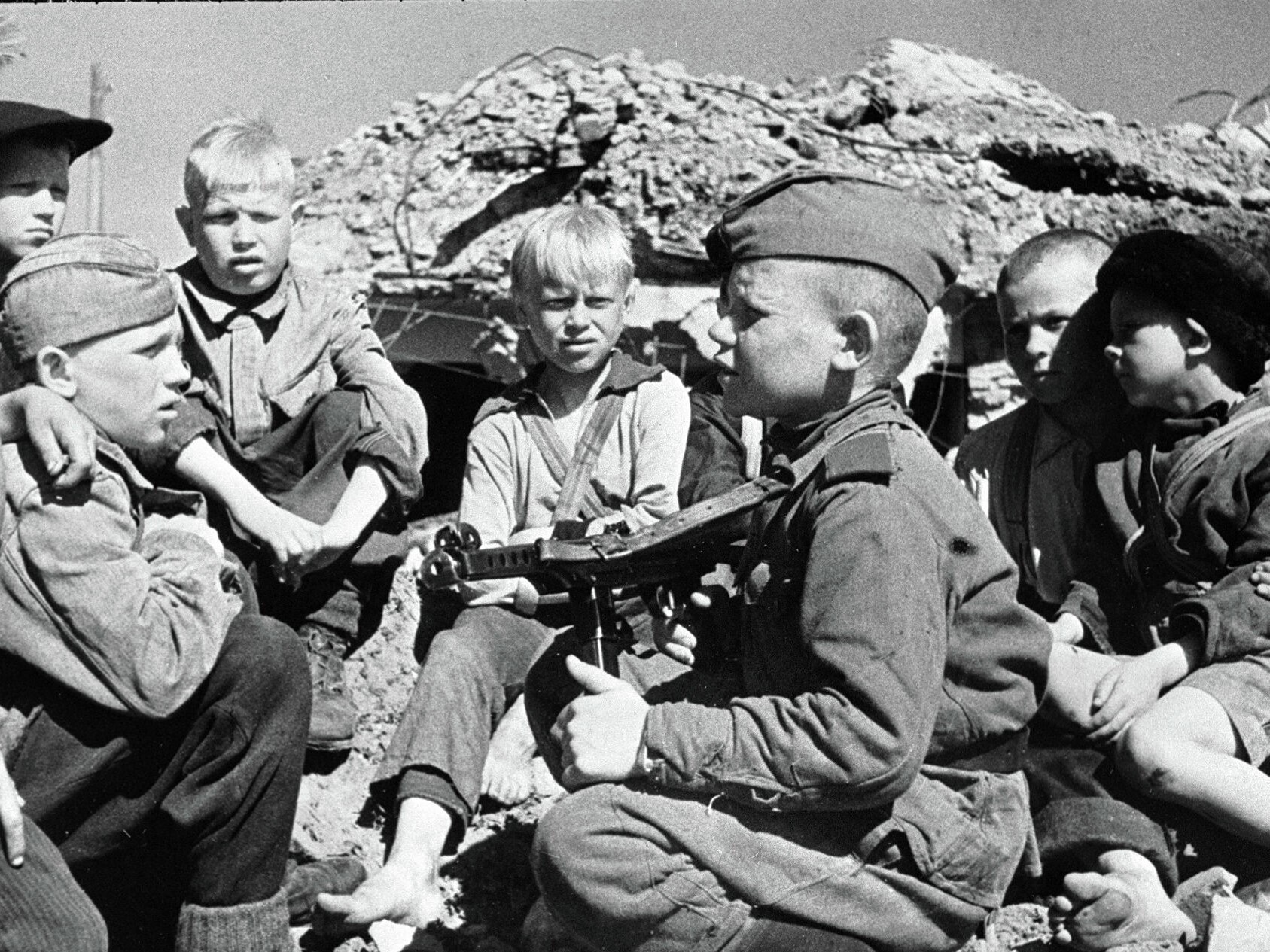 Фотографии Военных Детей
